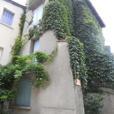Entre L'église Et La Place Casa vacanze *