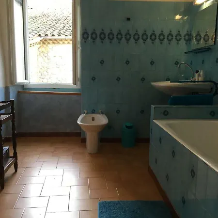 Casa vacanze Entre L'église Et La Place *